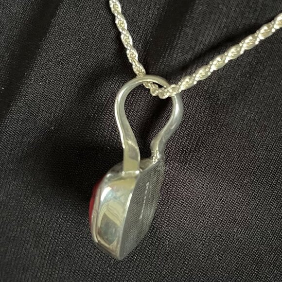 Vintage Mexican Red Jasper & Sterling Silver Pendant w/fine Italian Silver Chain - Picture 7 of 14